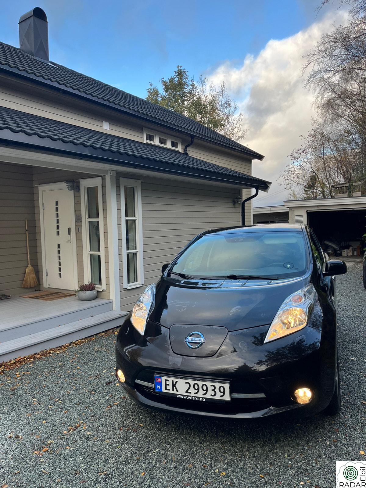 NISSAN LEAF 30kWh Acenta 30kWh