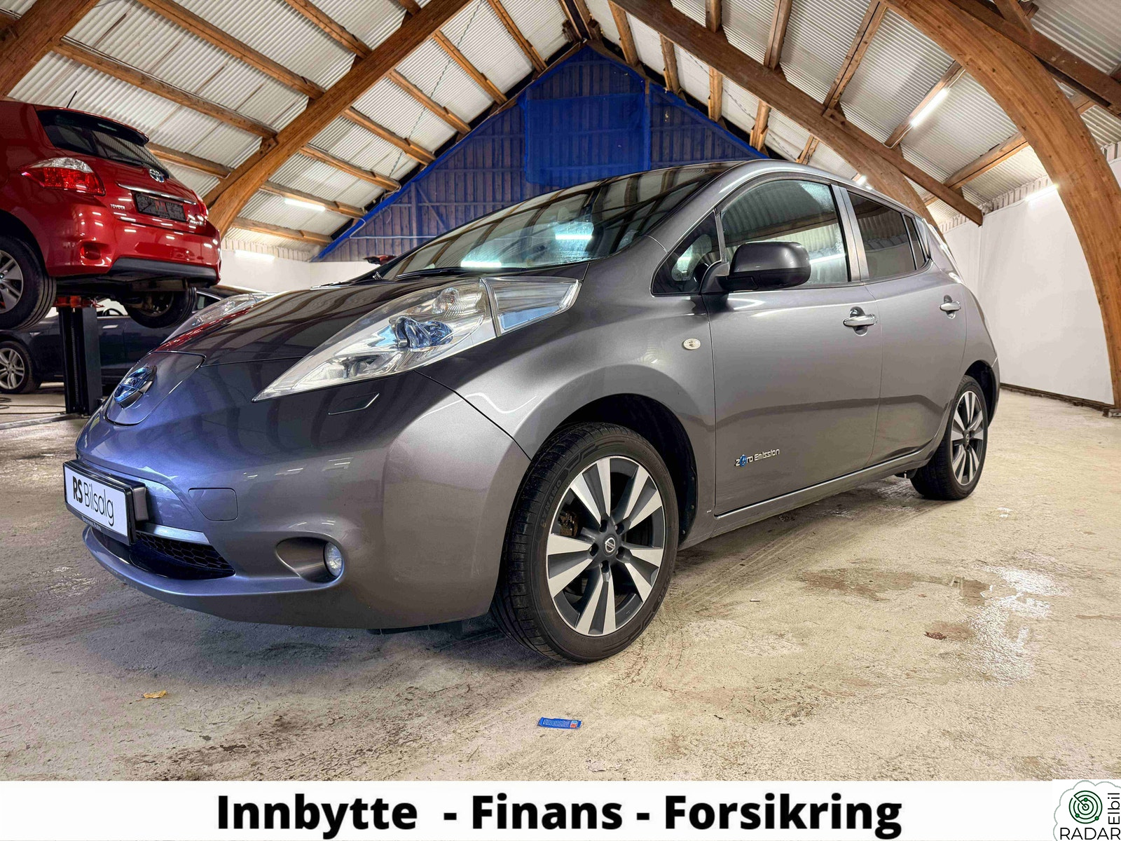 NISSAN LEAF 24kWh TEKNA - 10-12 STREKER - EUGODKJENT 02.2027 - VELHOLDT
