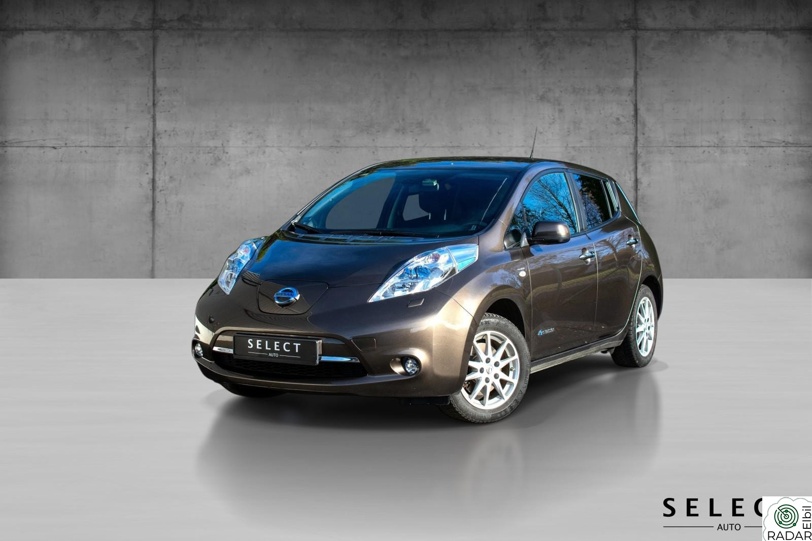 NISSAN LEAF 24kWh KEYLESS/1-EIER/BOSE/LAV-KM/NAVI/RATTVARMER/RYGGEKAMERA+