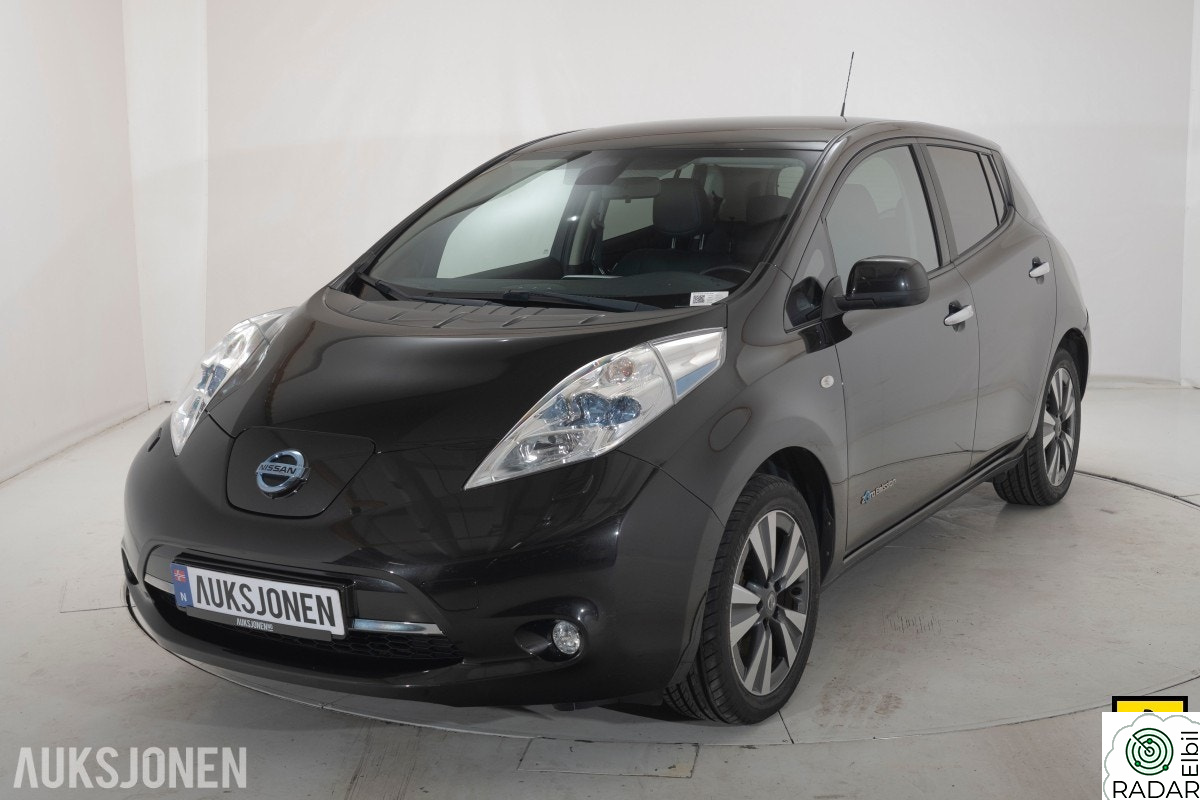 NISSAN LEAF 30kWh 30 KWH TEKNA NAVI CRUISE 360-KAMERA RATTVARME DAB SKINN