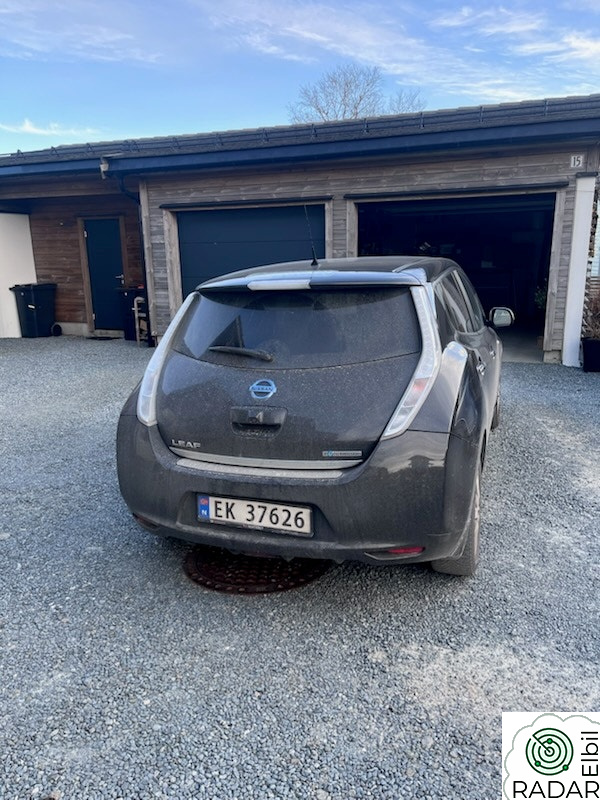 NISSAN LEAF 30kWh Tekna 30kwh