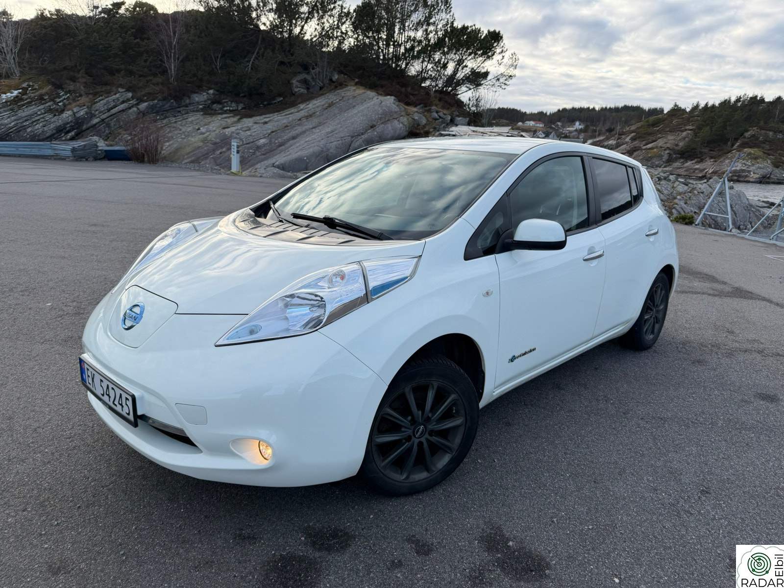 NISSAN Leaf 30kWh Acenta 30kWh