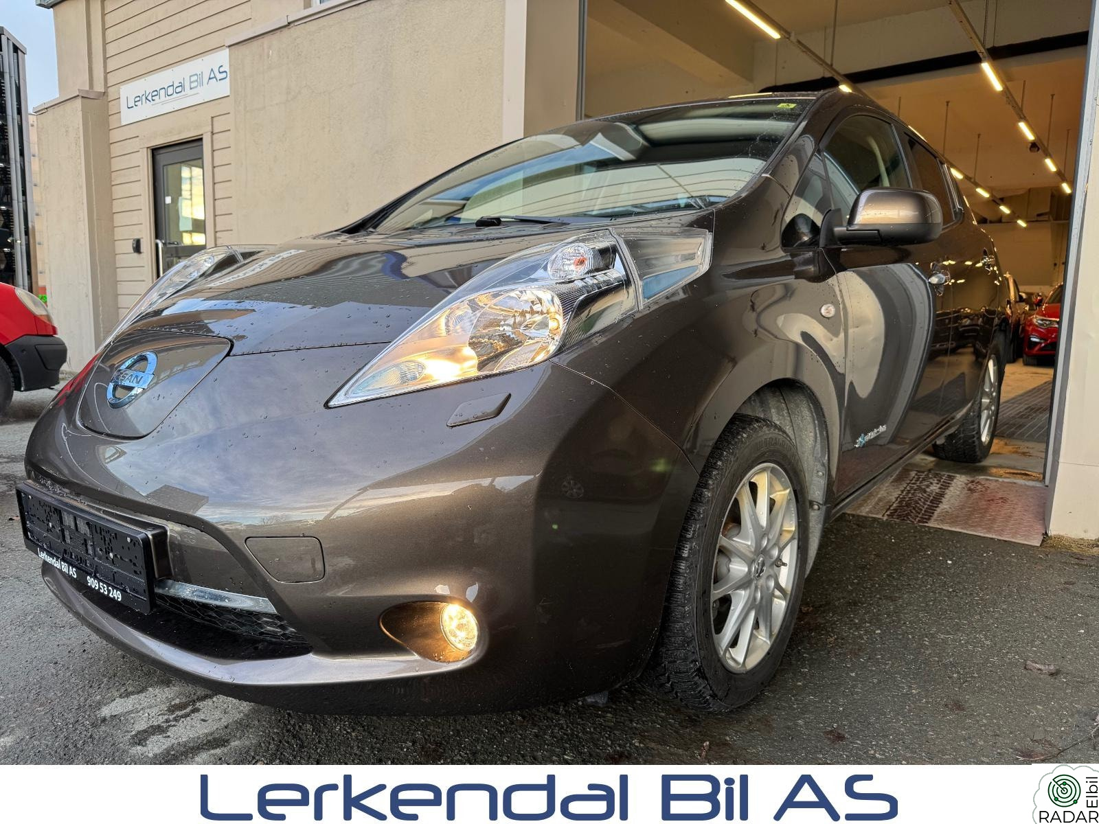 NISSAN LEAF 30kWh 30kWh, RKAMERA, NAVIGASJON, VARME I RATT, KEYLESS, DAB+