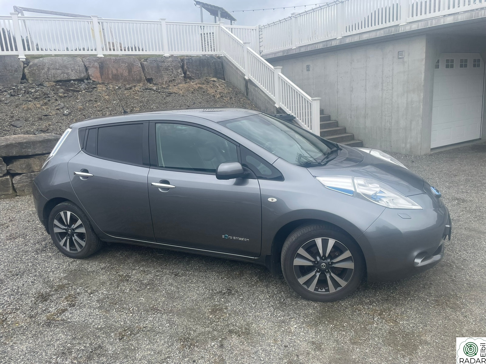 NISSAN LEAF 24kWh Tekna 24kWh