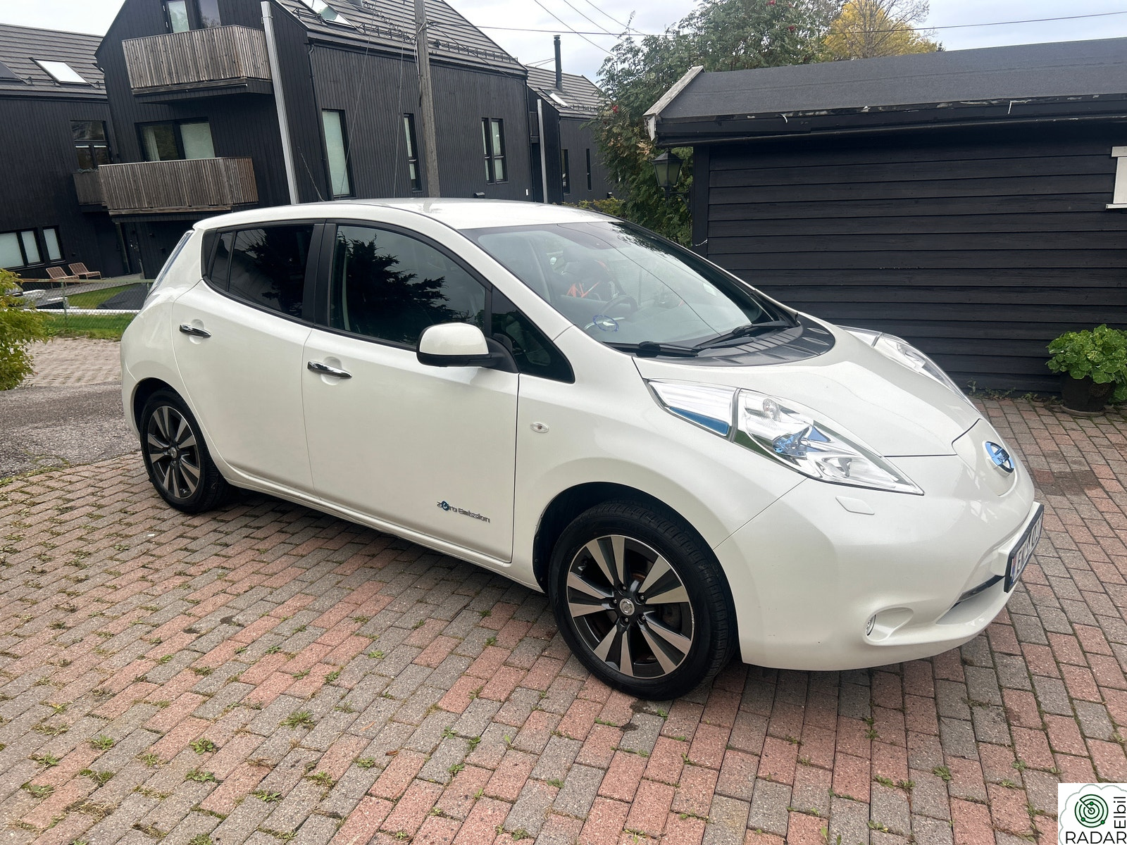 NISSAN LEAF 30kWh Tekna 30kWh