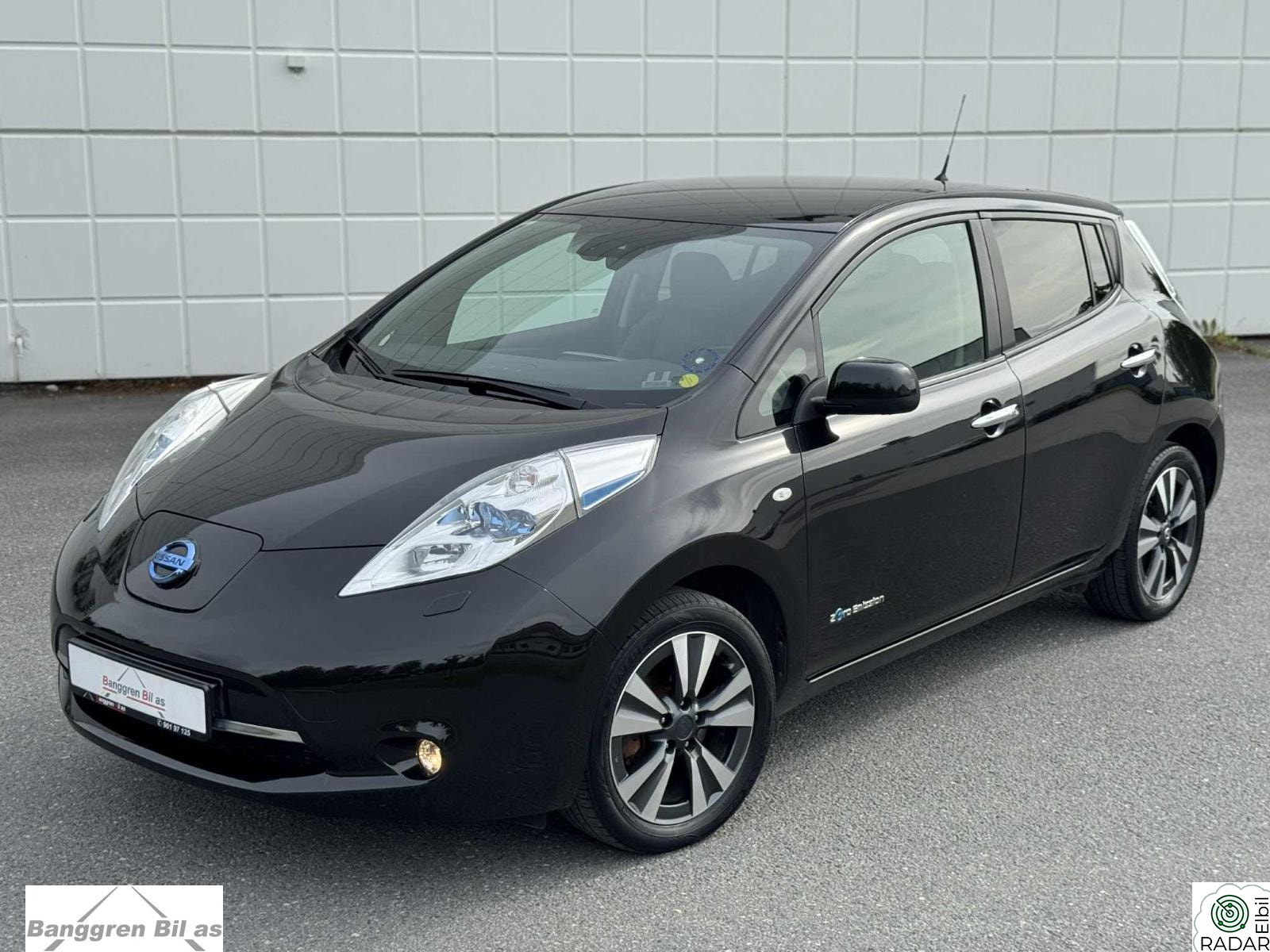 NISSAN LEAF 30kWh 30kWh Skinninteriør En eier Toppmodellen
