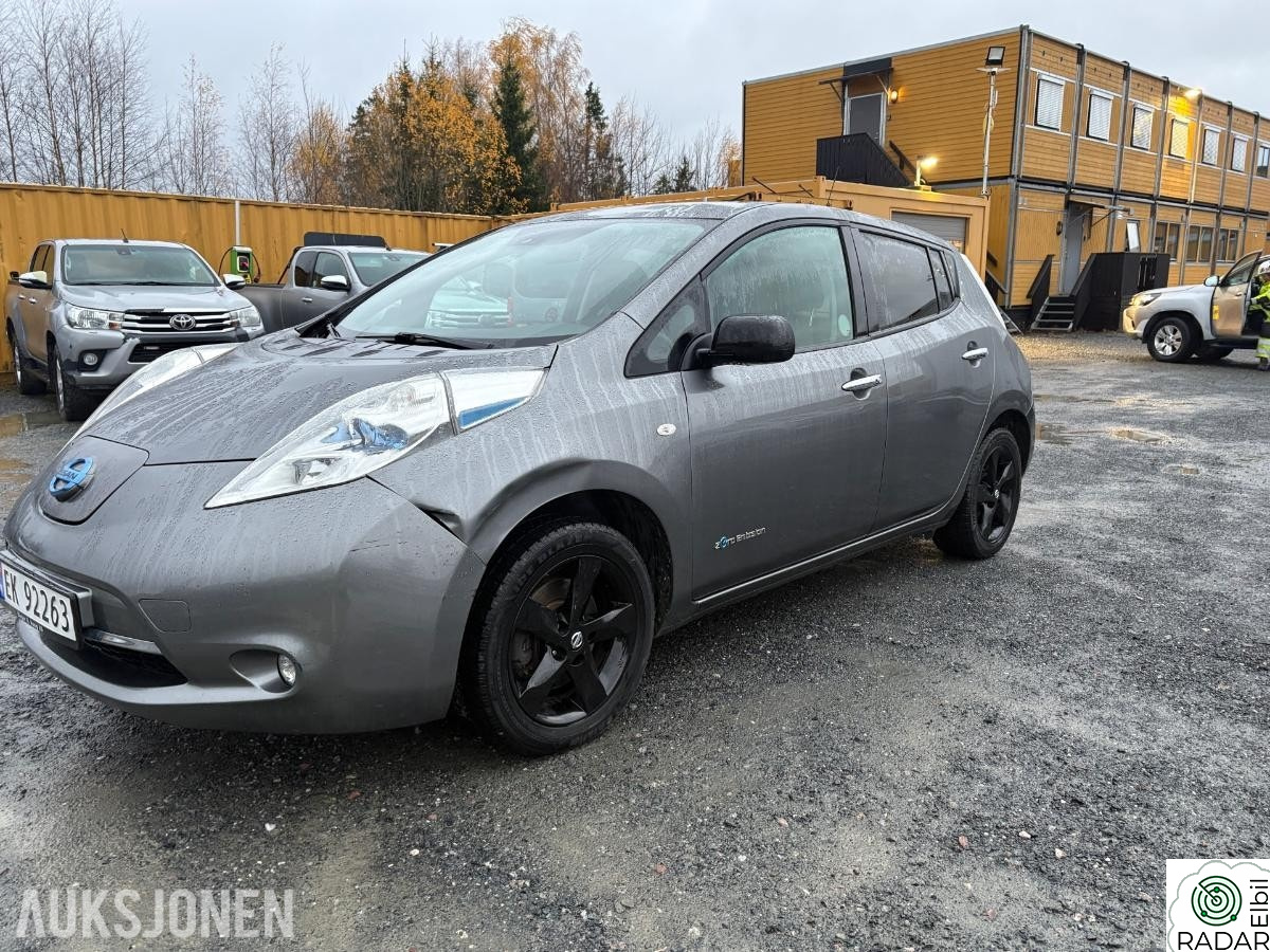 NISSAN Leaf 30kWh 30 kWH 360 KAMERA VARMER CRUISE
