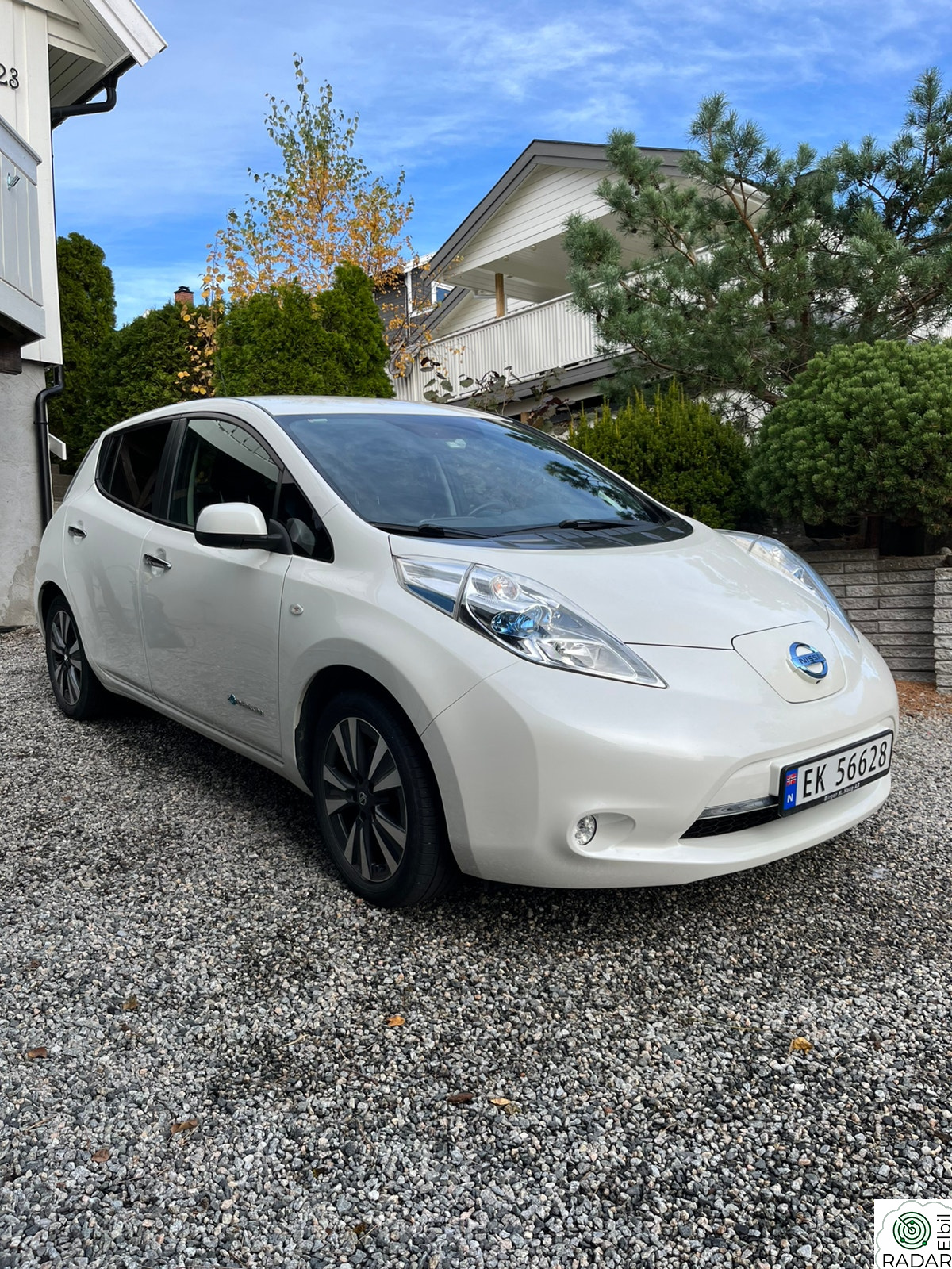 NISSAN LEAF 30kWh TEKNA - 30KWT - EU 09.2027 - SERVICEHISTORIKK