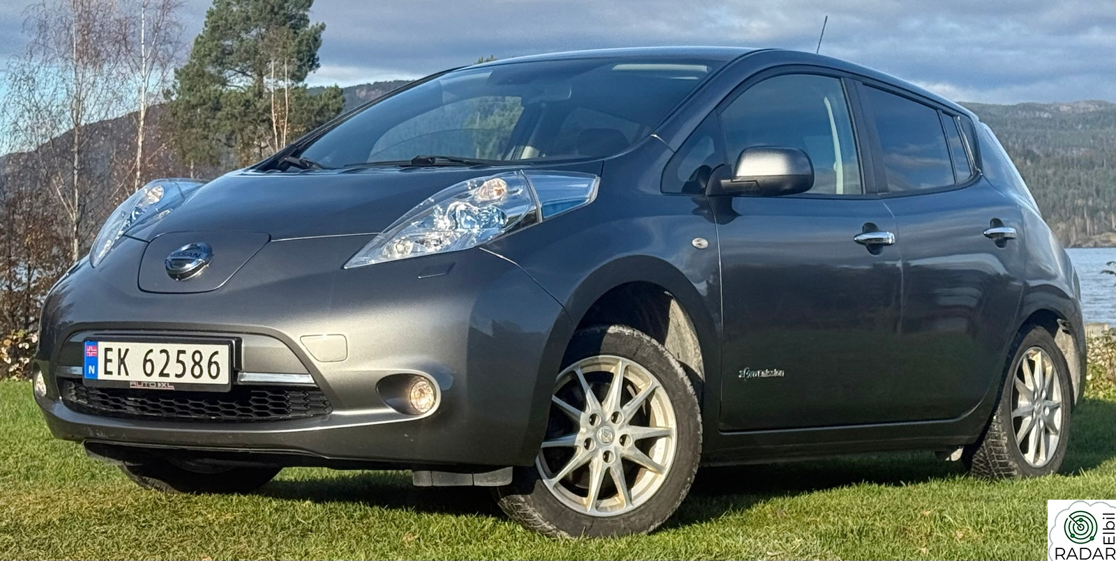 NISSAN LEAF 30kWh Acenta 30kWh / RYGGEKAMERA / NAVI / EU 07.2027 ++