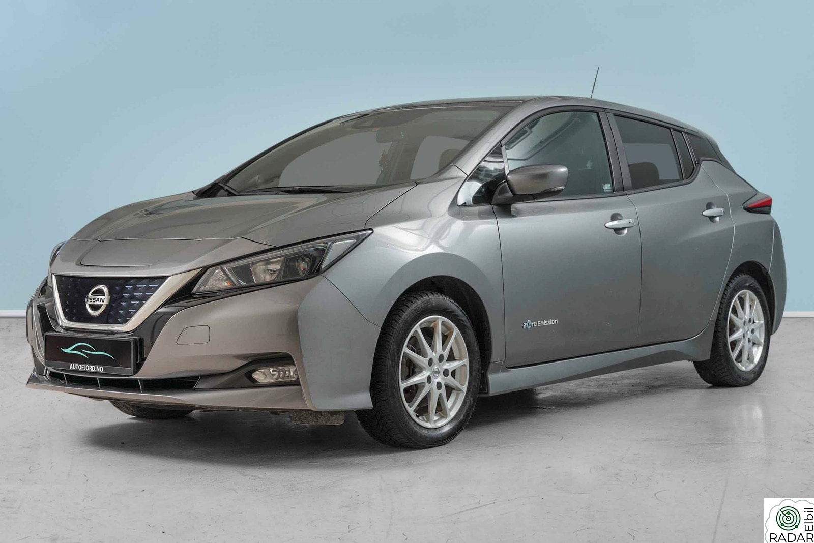 NISSAN Leaf 40kWh / Garanti / Fin km / Eu-27 / Service / Adaptive Cruise