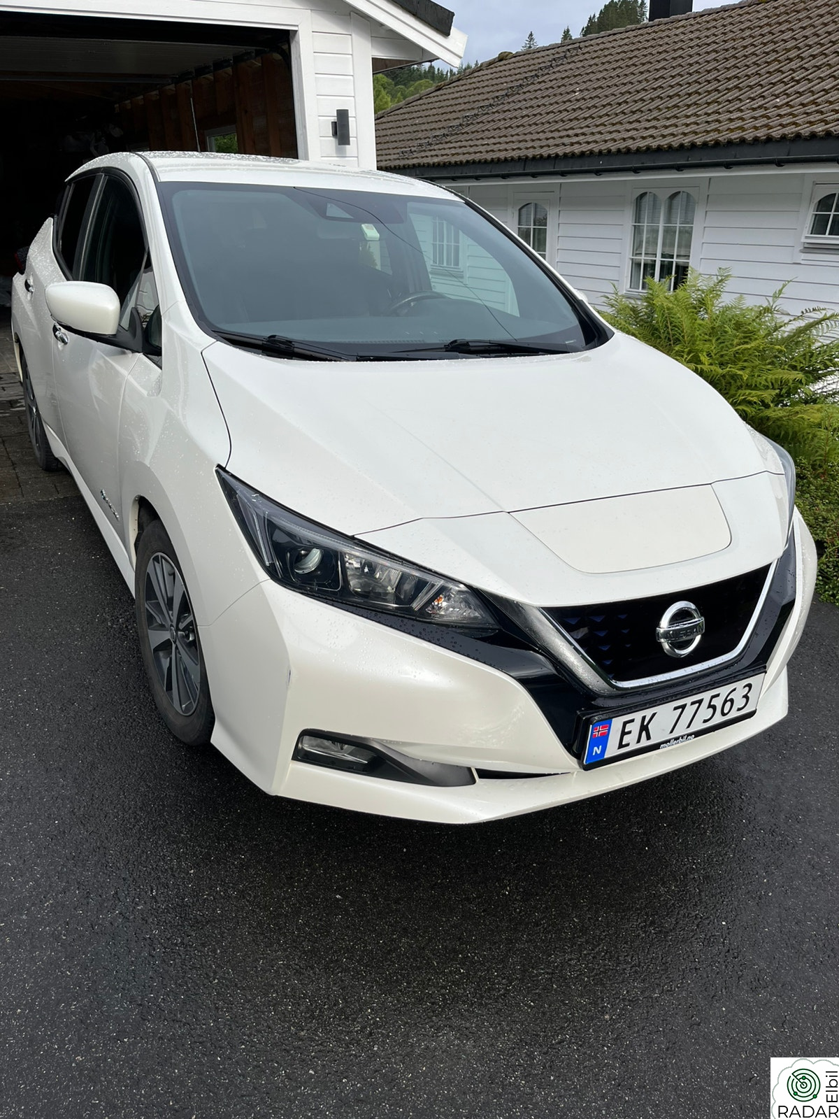 NISSAN LEAF 40kWh 40kWh Acenta
