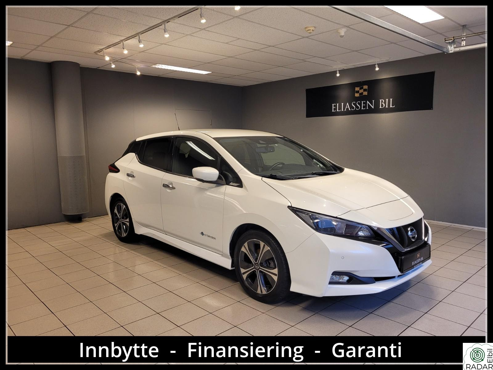 NISSAN LEAF 40kWh 40kWh N-Connecta / LED / 360Kam / Navi / DAB +++