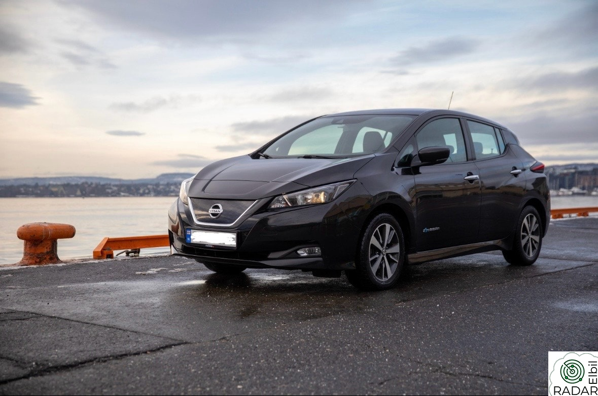 NISSAN Leaf 40kWh 40kWh Acenta