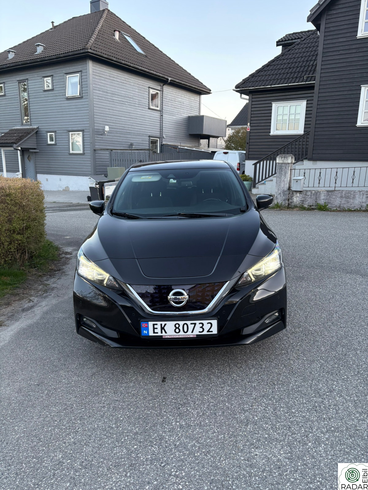 NISSAN LEAF 40kWh 40kWh Launch Edition