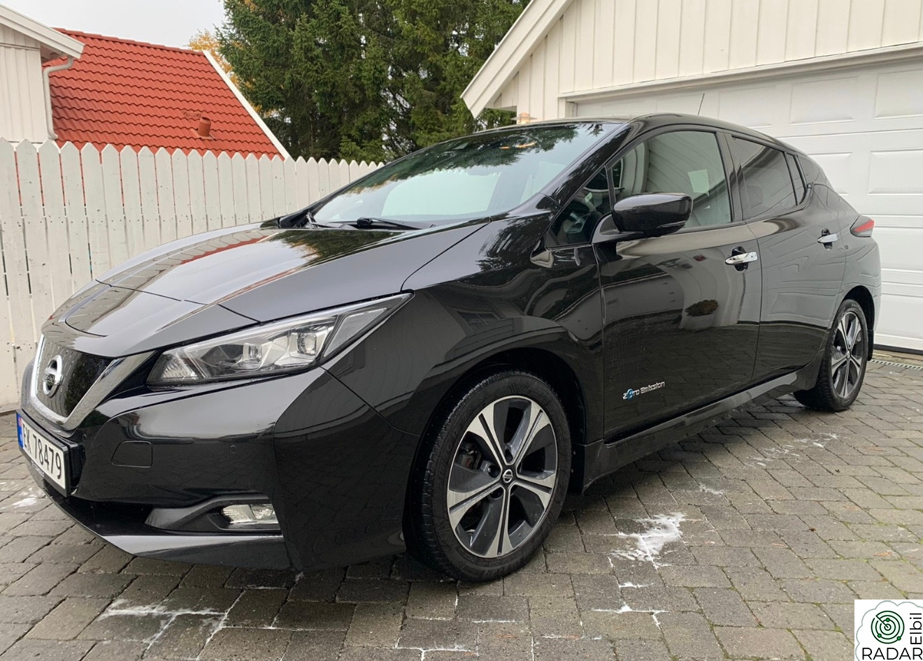 NISSAN LEAF 40kWh 40kWh Tekna/Launch Edition