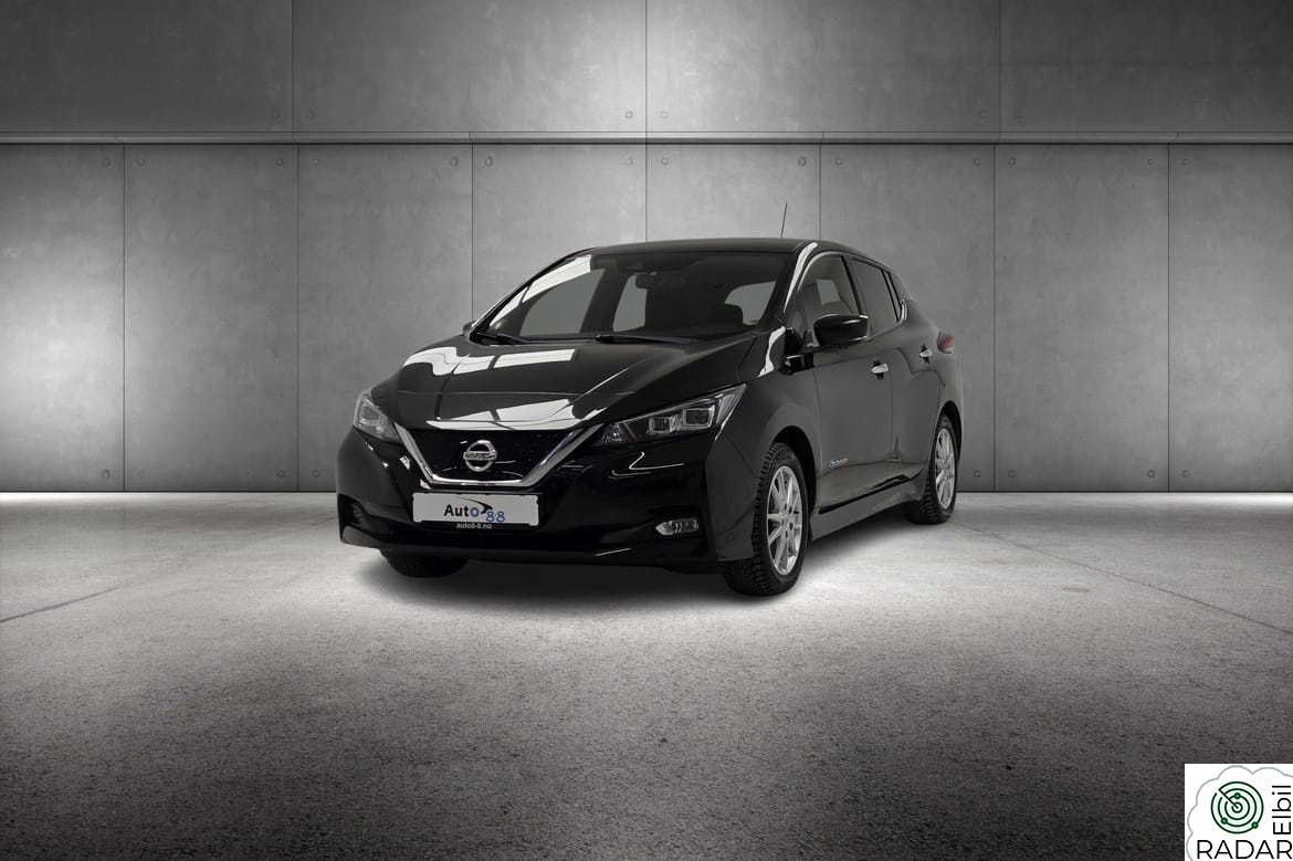 NISSAN LEAF 40kWh 40kWt | N-Connecta | 360kamera | ACC | Rattvarme