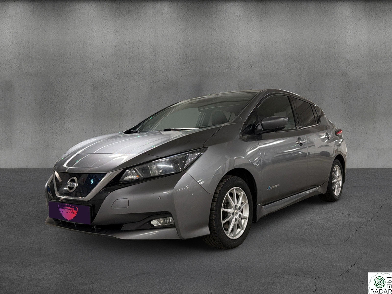 NISSAN LEAF 40kWh 40kWh Launch Edition / EU 2028 / ICC / 360