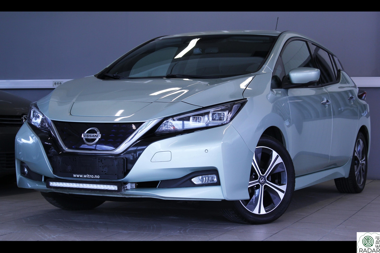 NISSAN LEAF 40kWh 40kWh NAVI/360-KAMERA/DAB/RATTVARME/VARMEPUMPE/EU-2028