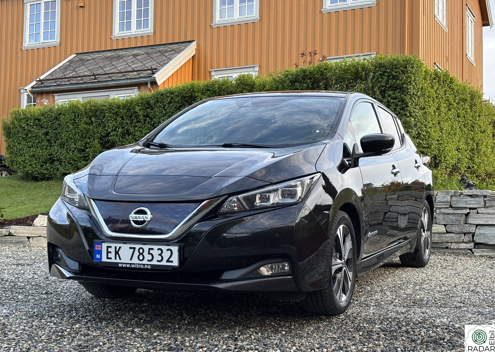 NISSAN LEAF 40kWh 40kWh Launch Edition