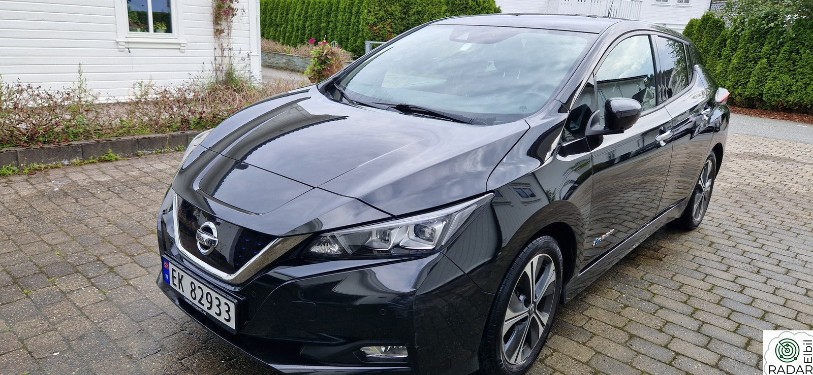 NISSAN LEAF 40kWh 40kWh Launch Edition /360 KAMERA /ACC /NAV / DAB /+++