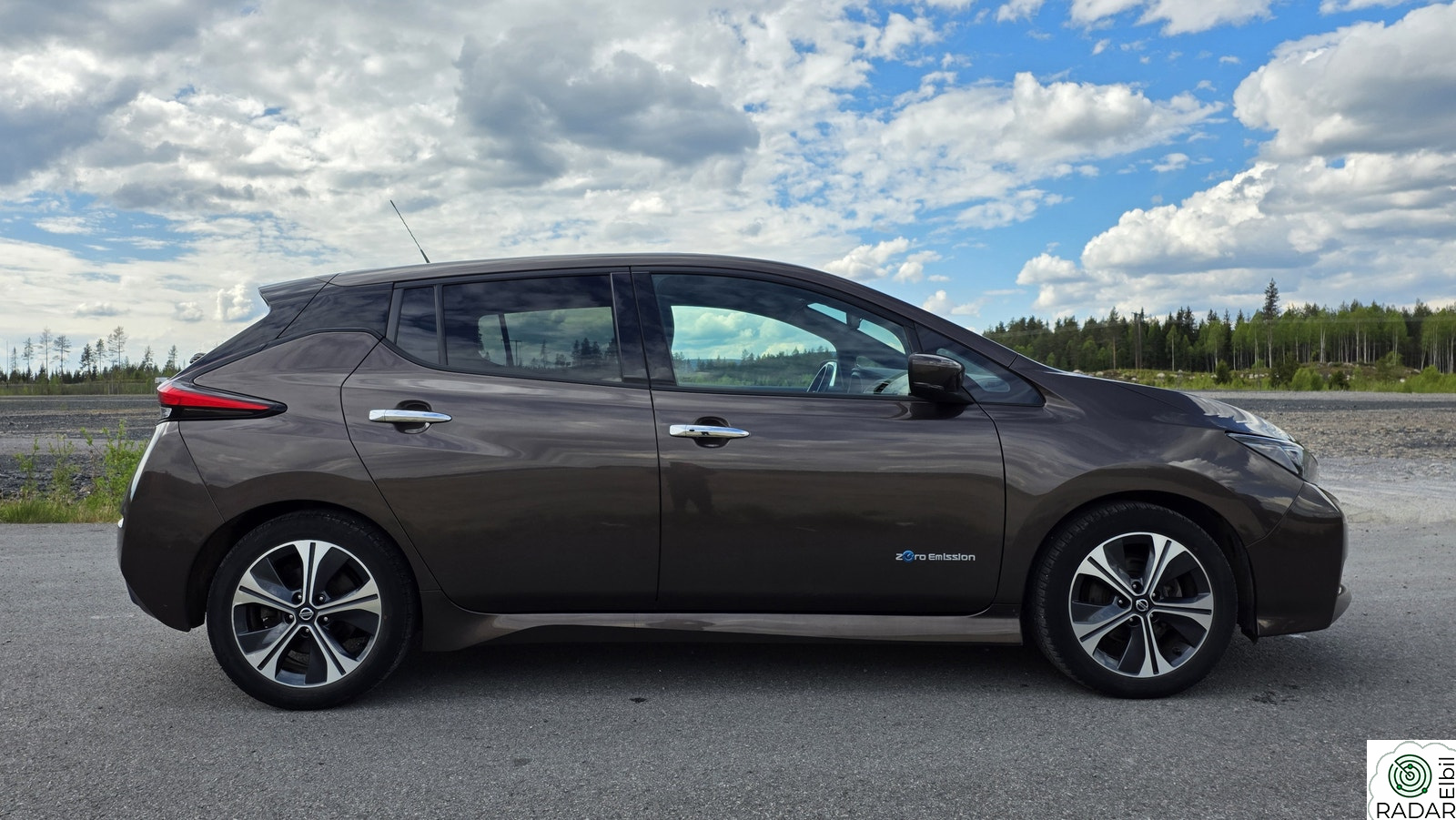NISSAN LEAF 40kWh 40kWh Launch Edition
