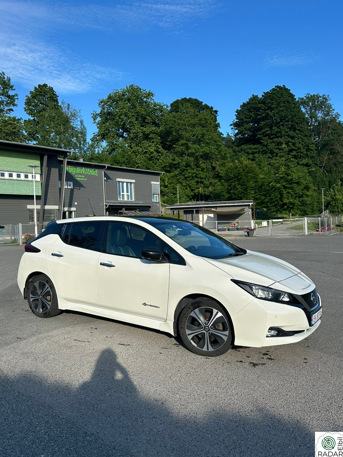 NISSAN LEAF 40kWh 40kWh Tekna/360 kamera/BOSE/Rattvarme/ACC/++