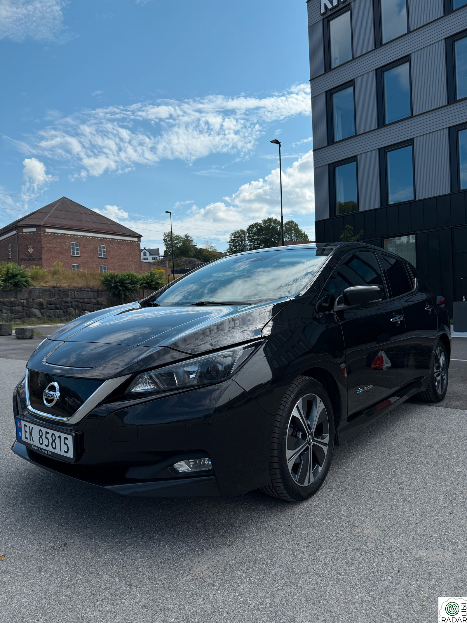 NISSAN LEAF 40kWh 40kWh - Nye sommerdekk - EU 2026
