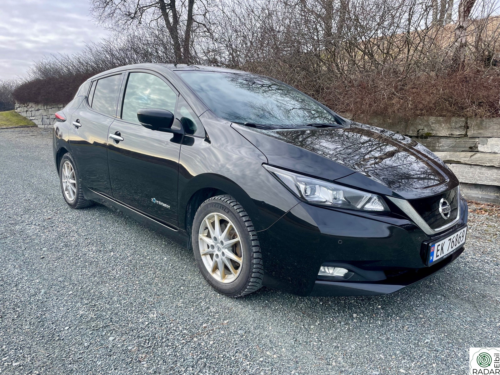NISSAN LEAF 40kWh 40kwh Launch edition/automat/360 kamera/EU0926