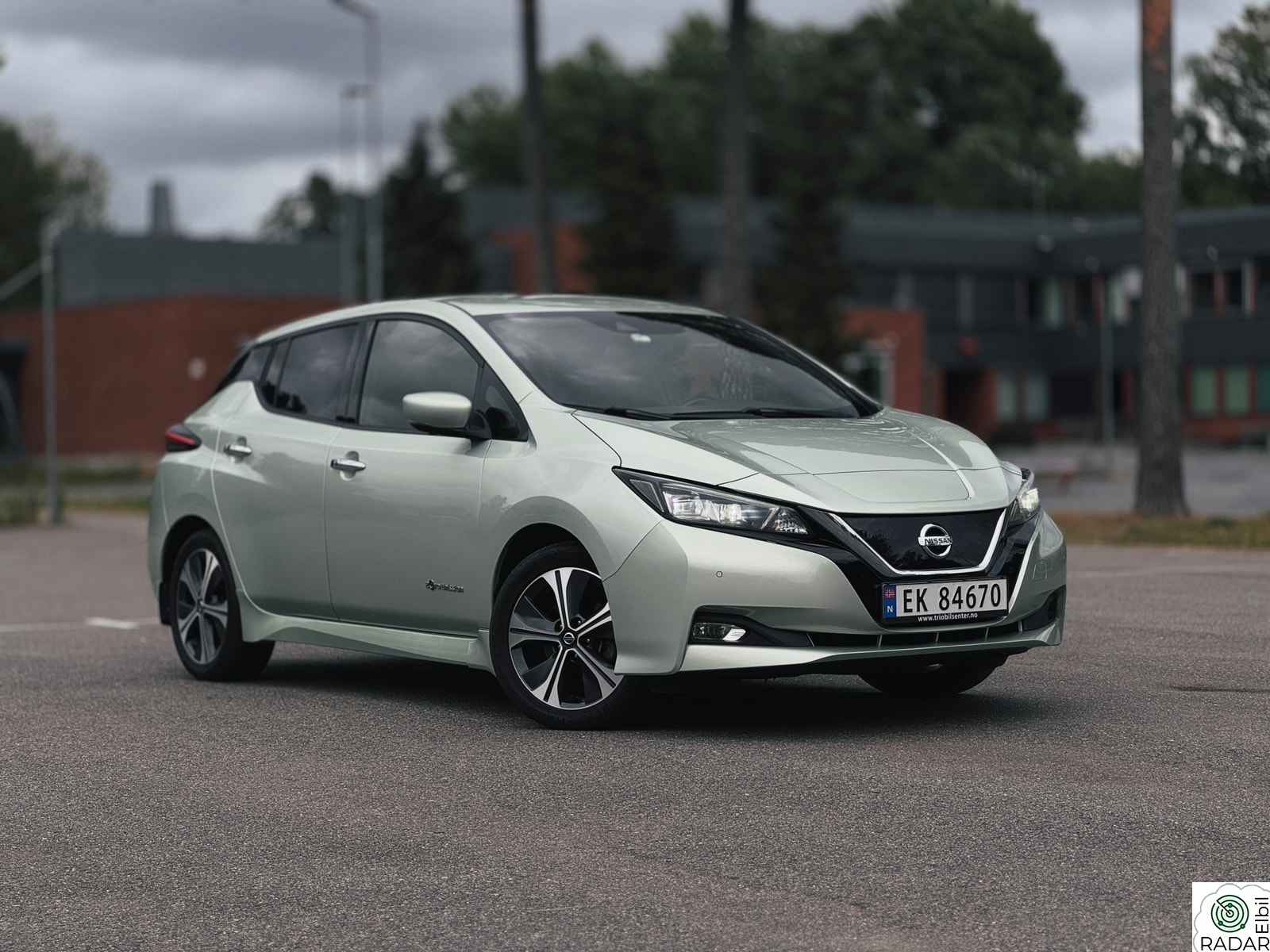 NISSAN LEAF 40kWh 40kWh Launch Edition