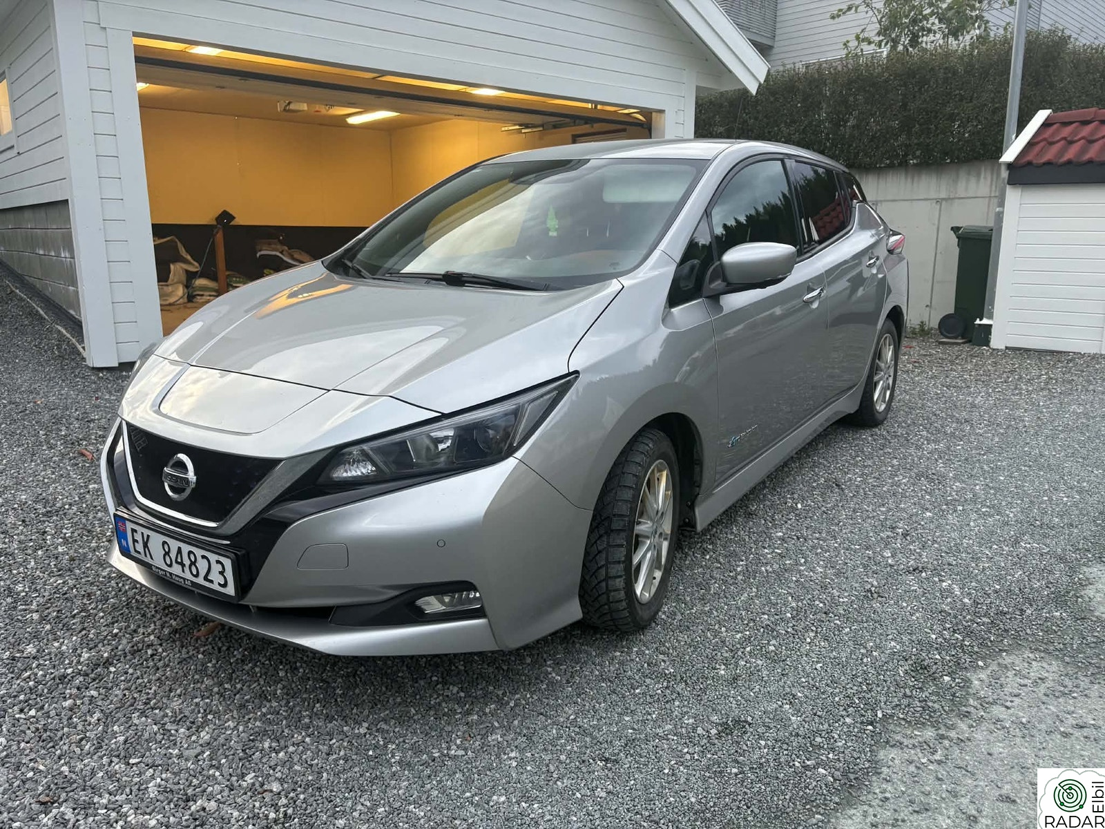 NISSAN LEAF 40kWh 40kWh Launch Edition