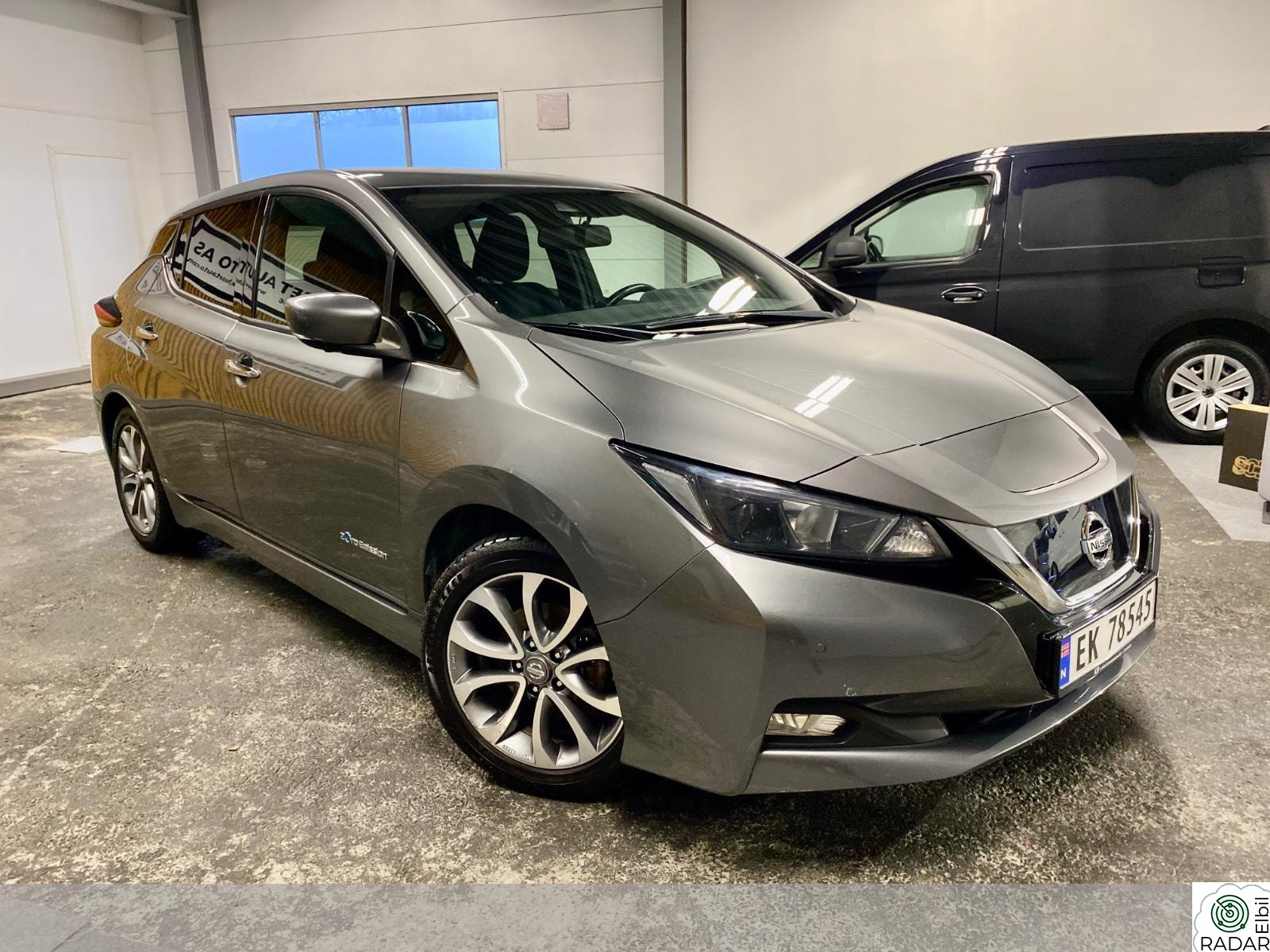 NISSAN LEAF 40kWh 40kWh/360 Kamera/DAB/Navi/ACC/BLIS/Bluetooth ++