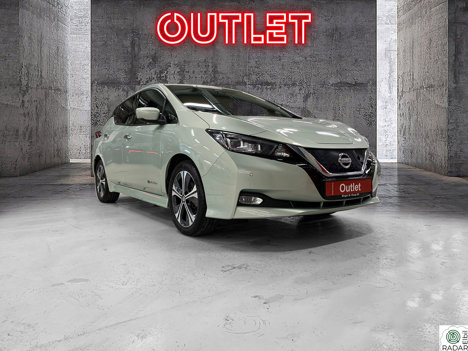 NISSAN LEAF 40kWh 40kWh Launch Edition /360CAM/VARMEPUMPE/ACC/