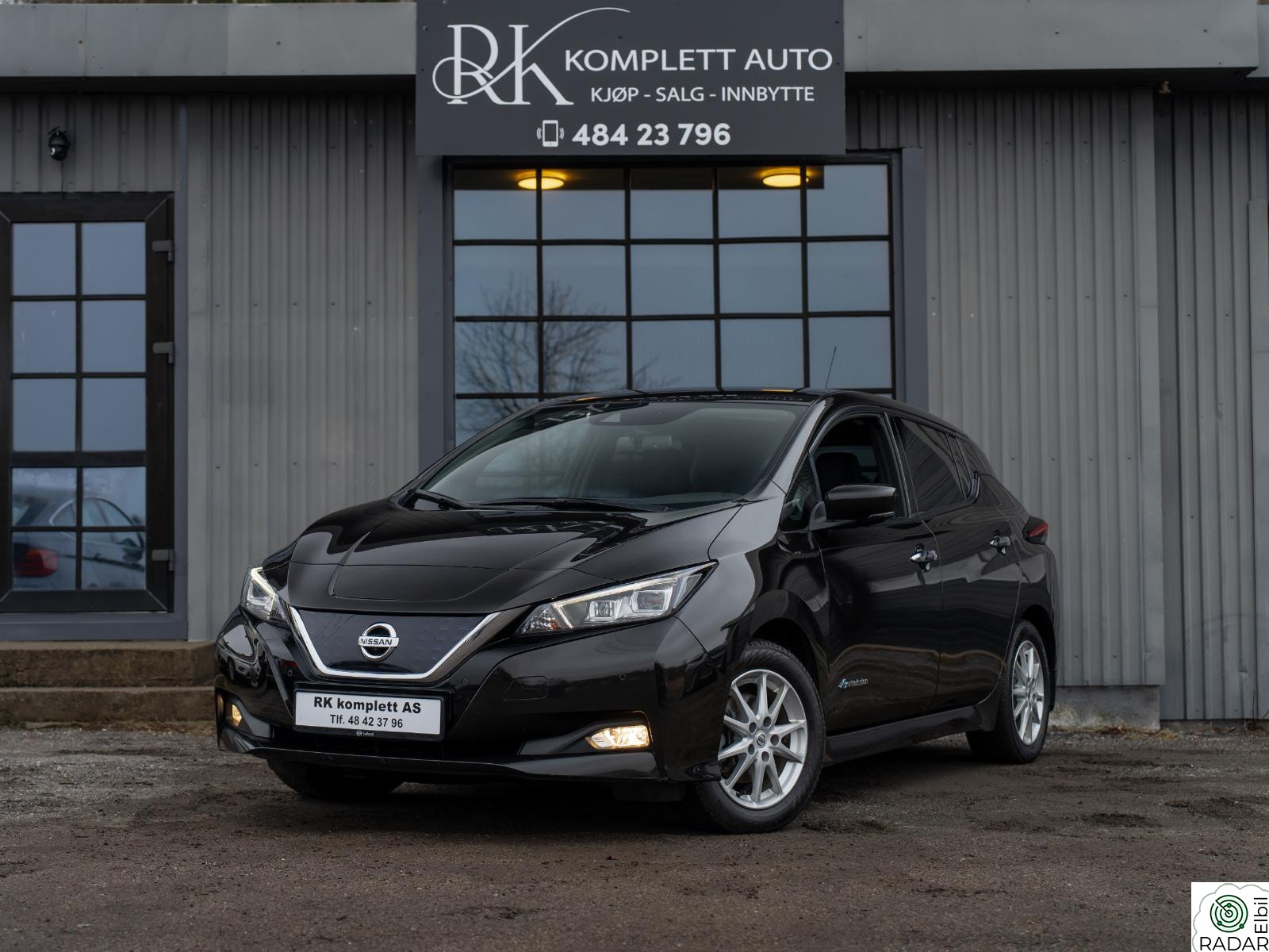 NISSAN LEAF 40kWh 270 km N-Connecta/ACC/ EU-OK 28/ Kamera/Navi