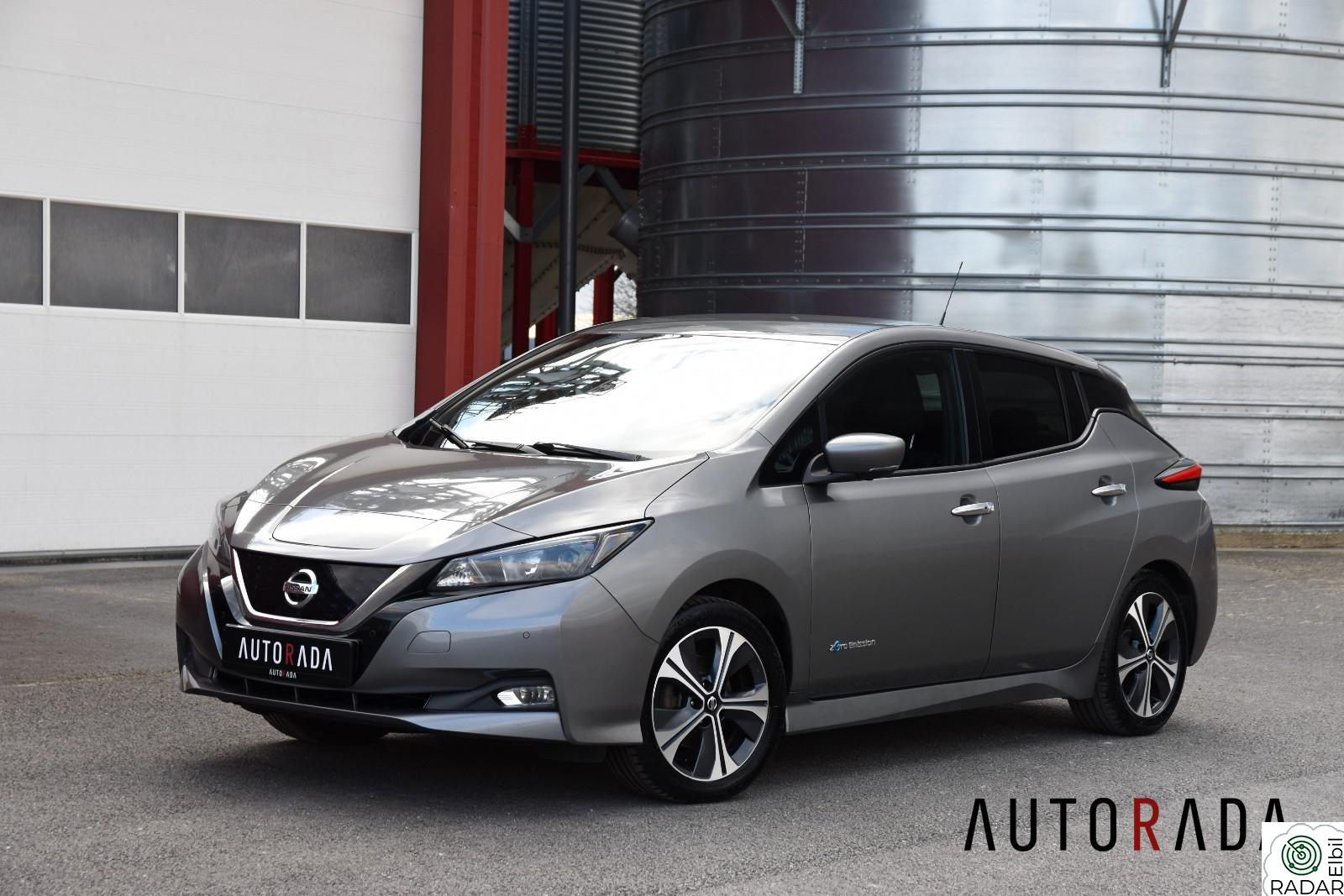 NISSAN LEAF 40kWh 40kWh // Ny EU 1Eier Navi Keyless 360kamera