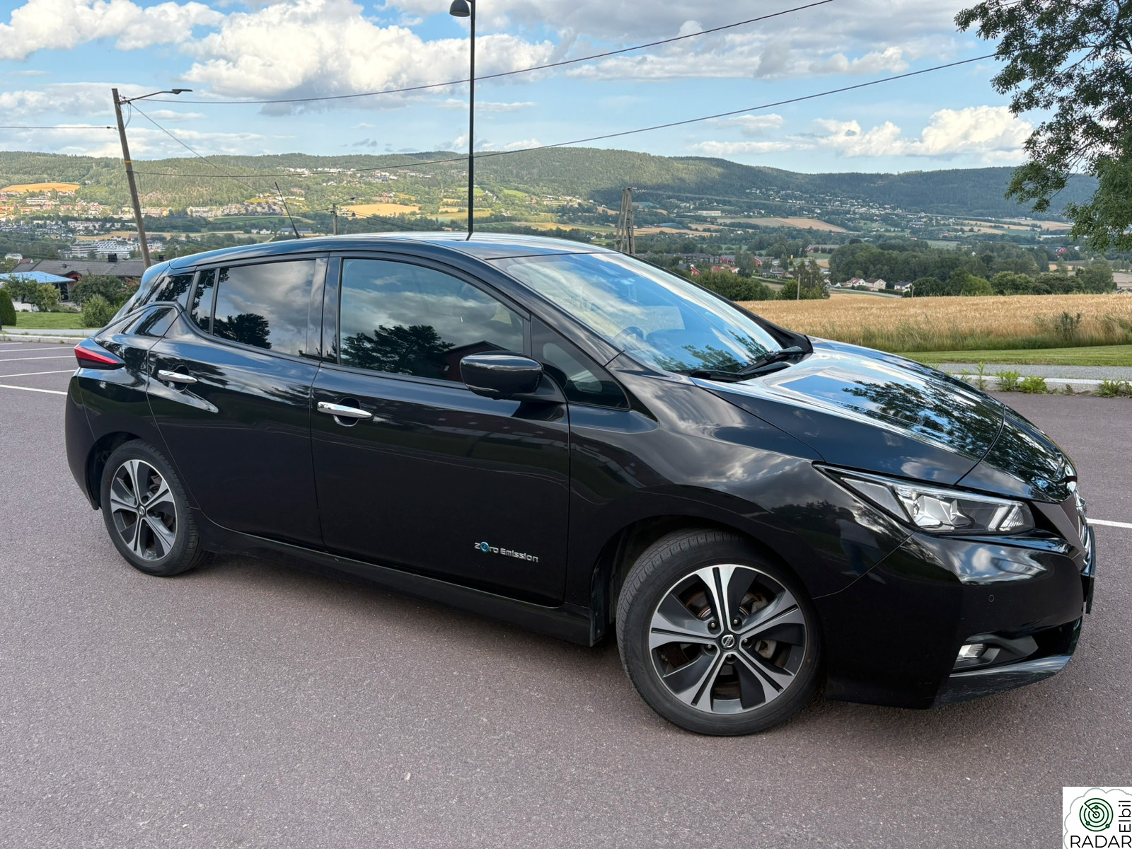 NISSAN LEAF 40kWh 40kWh Launch Edition