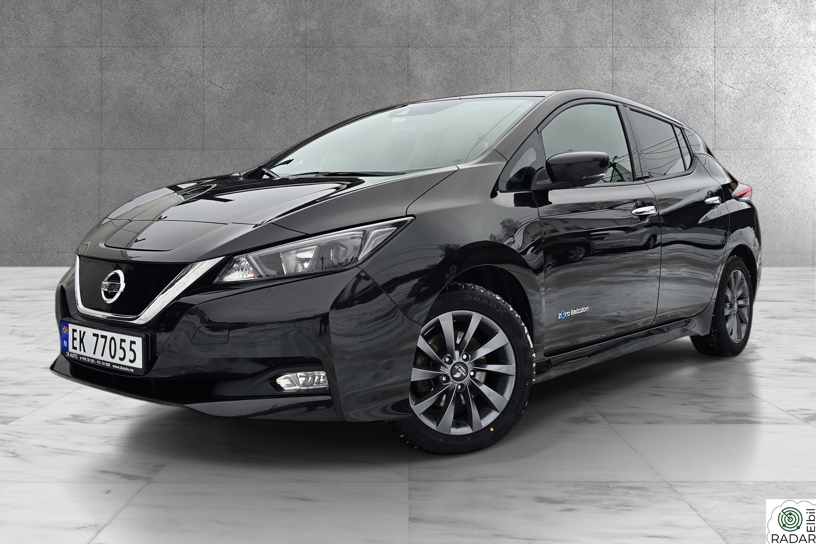 NISSAN Leaf 40kWh LAUNCH EDITION/1EIER/360KAM/ACC/DELSKINN/PEN/NY EU++