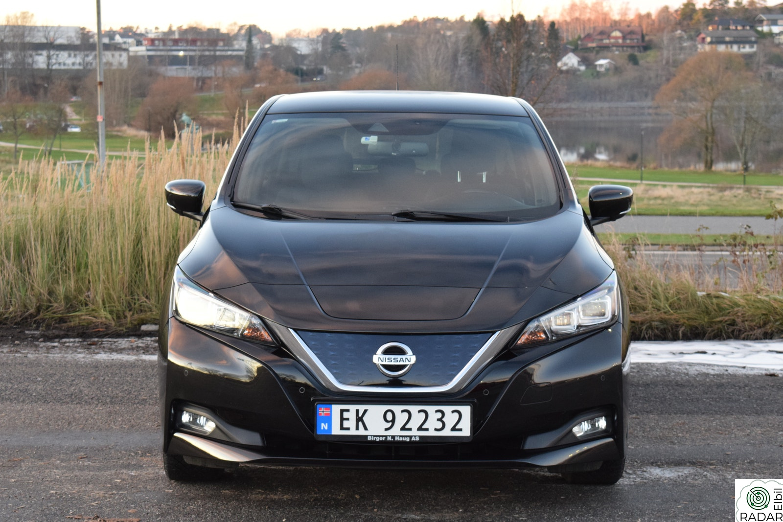 NISSAN LEAF 40kWh N-connecta 40kWh/ACC/Blindsone/Kamera/Rattvarme/Keyless