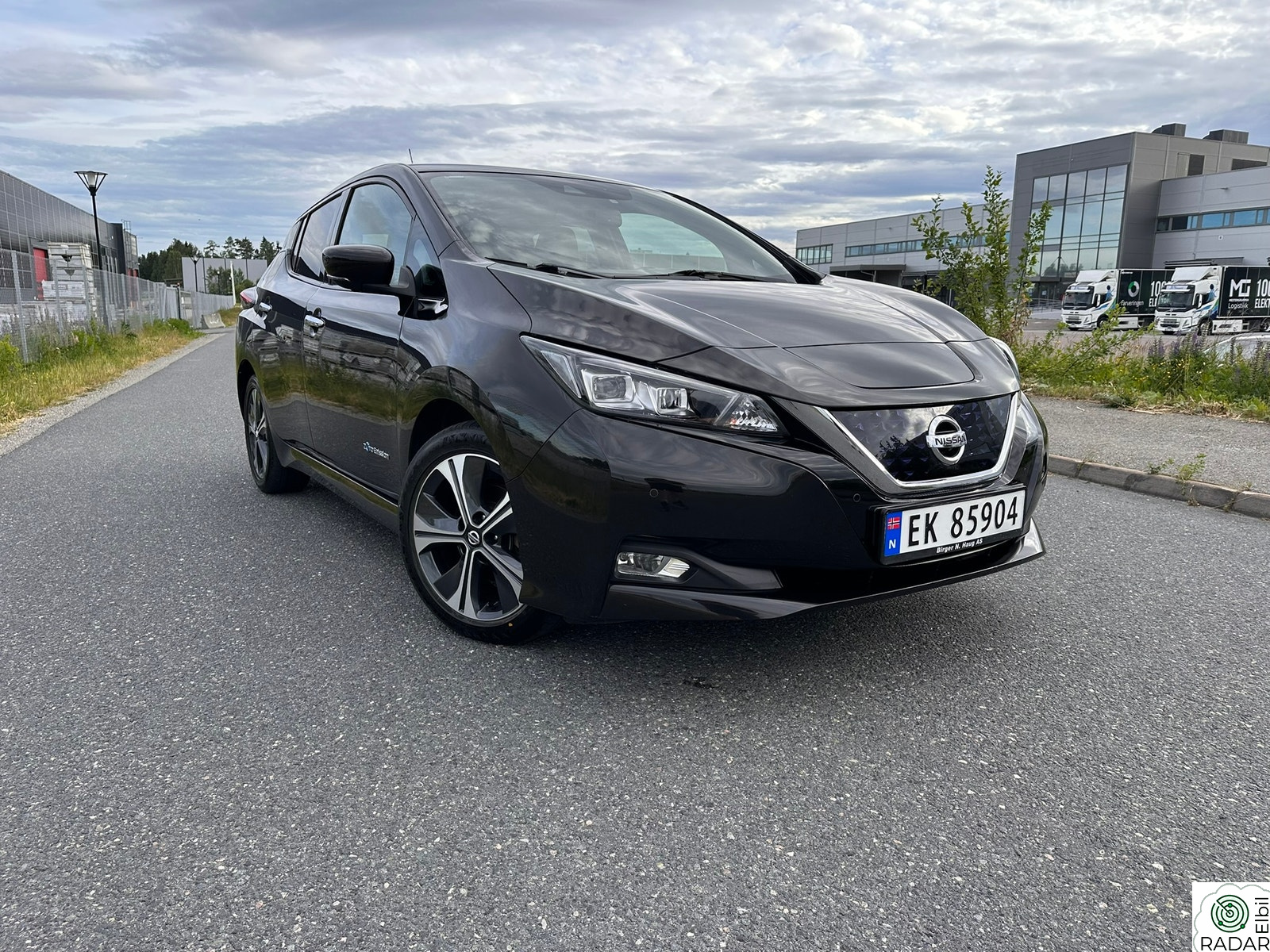NISSAN LEAF 40kWh 40kWh Launch Edition / Subwoofer / Kamera ++