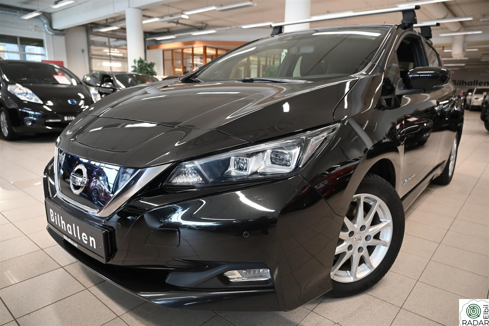 NISSAN LEAF 40kWh 40 kWh m/360/ACC/Navi++