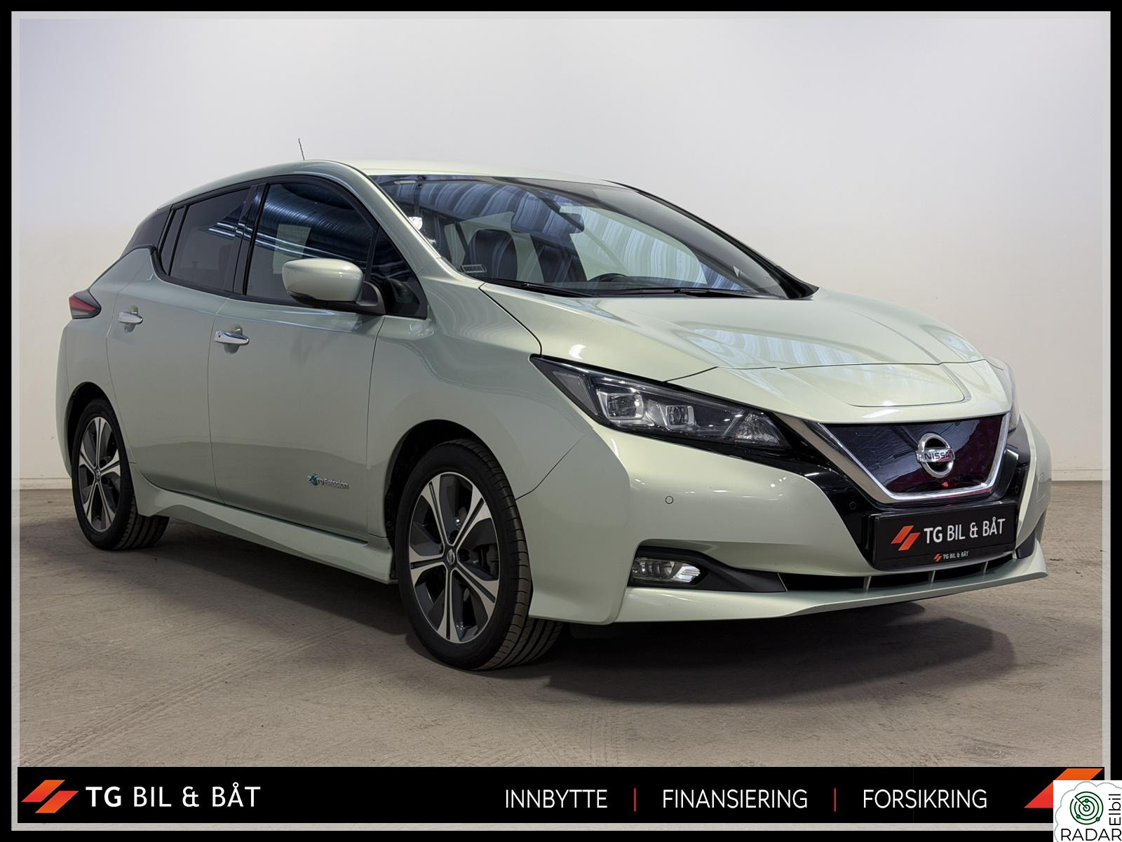 NISSAN LEAF 40kWh 40kWh N-Connecta (270km) - ACC/NAVI/KEYLESS/360/NY EU++