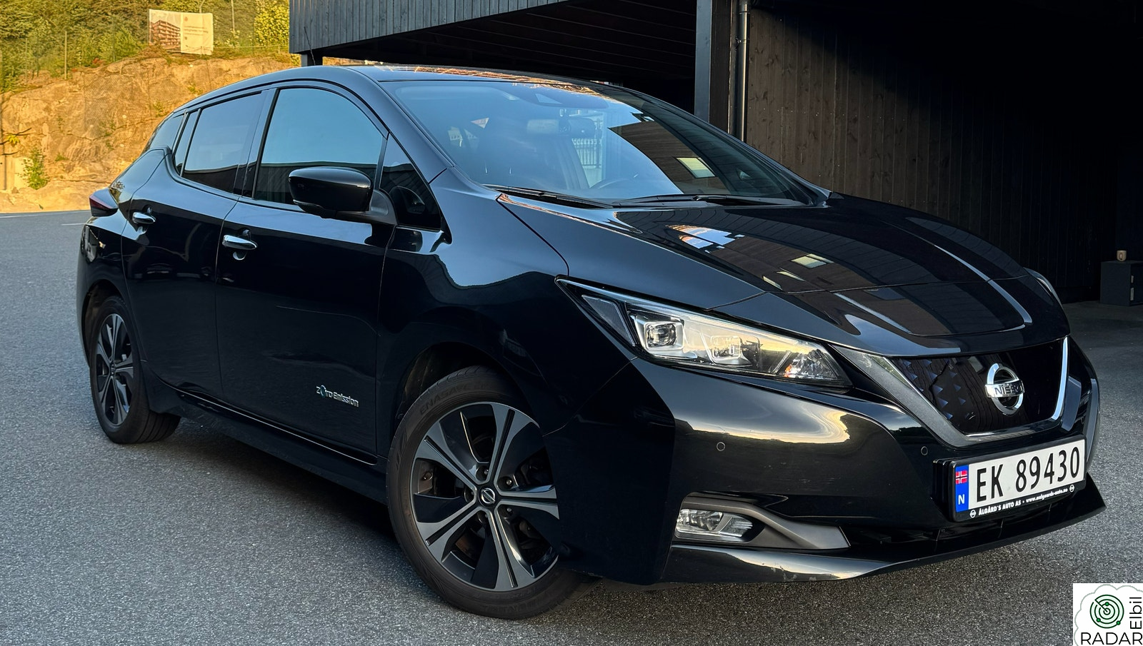 NISSAN LEAF 40kWh 40kWh Launch Edition