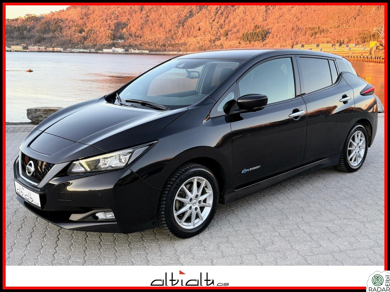 NISSAN LEAF 40kWh 40kWh / 360 Kamera / Oppv. Ratt / ACC++