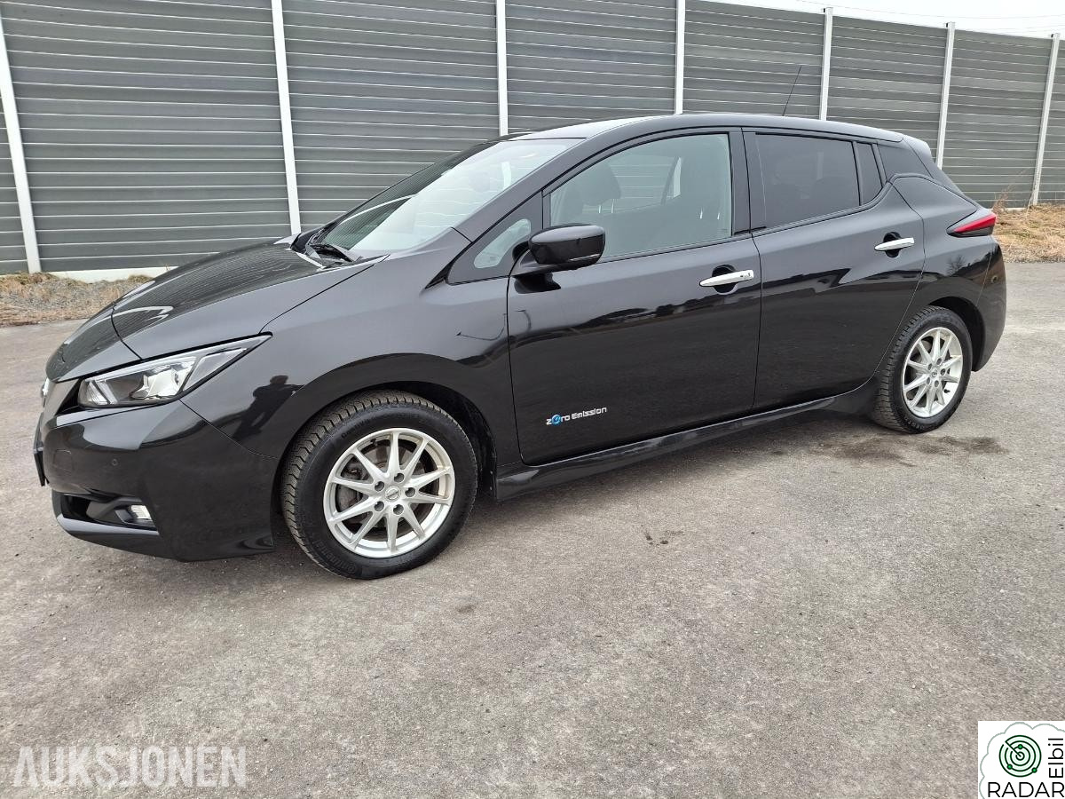 NISSAN LEAF 40kWh adaptiv cruisekontroll ryggekamera s+v dekk eu ok til 1