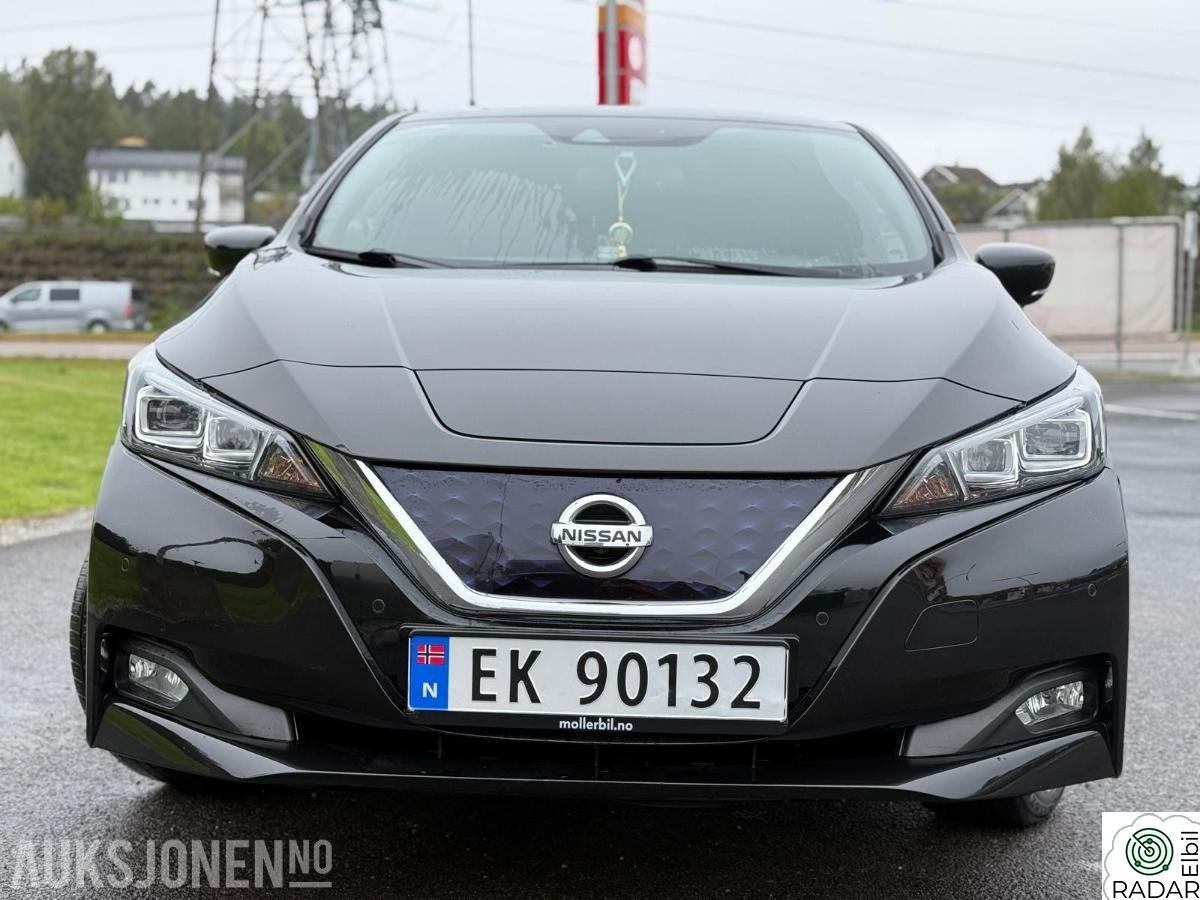 NISSAN LEAF 40kWh 40kWh automat adaptiv cruisekontroll ryggekamera s+v de