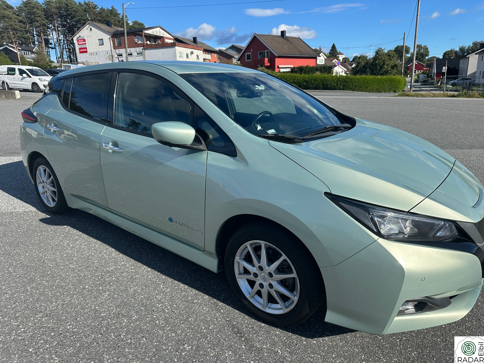 NISSAN LEAF 40kWh