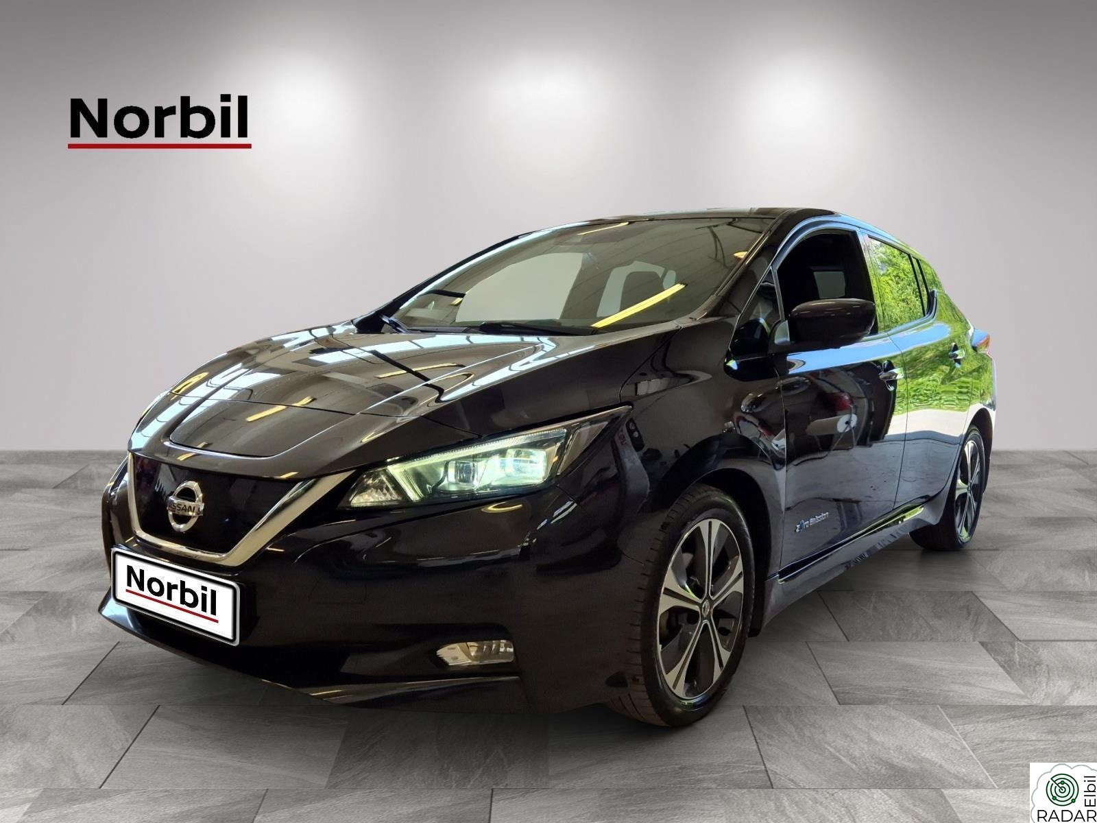 NISSAN LEAF 40kWh Launch Edition 40KWH