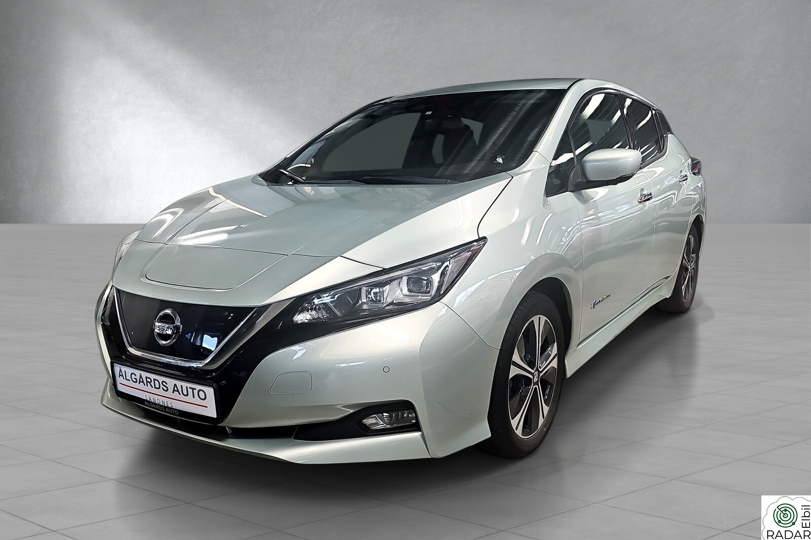NISSAN LEAF 40kWh 40kWh Launch Edition VINTERPAKKE-PROPILOT-NAVI- KAMERA