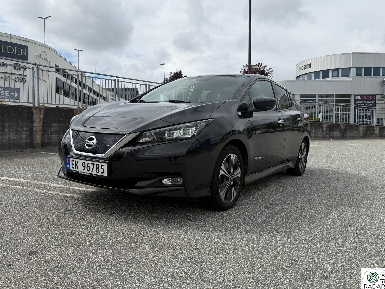 NISSAN LEAF 40kWh N-CONNECTA / 40 KWh / ACC/ 360