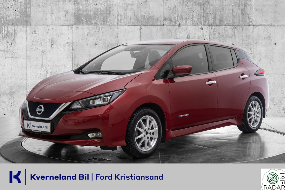 NISSAN LEAF 40kWh Tekna 40kwh | BOSE | Skinn |360kam ++