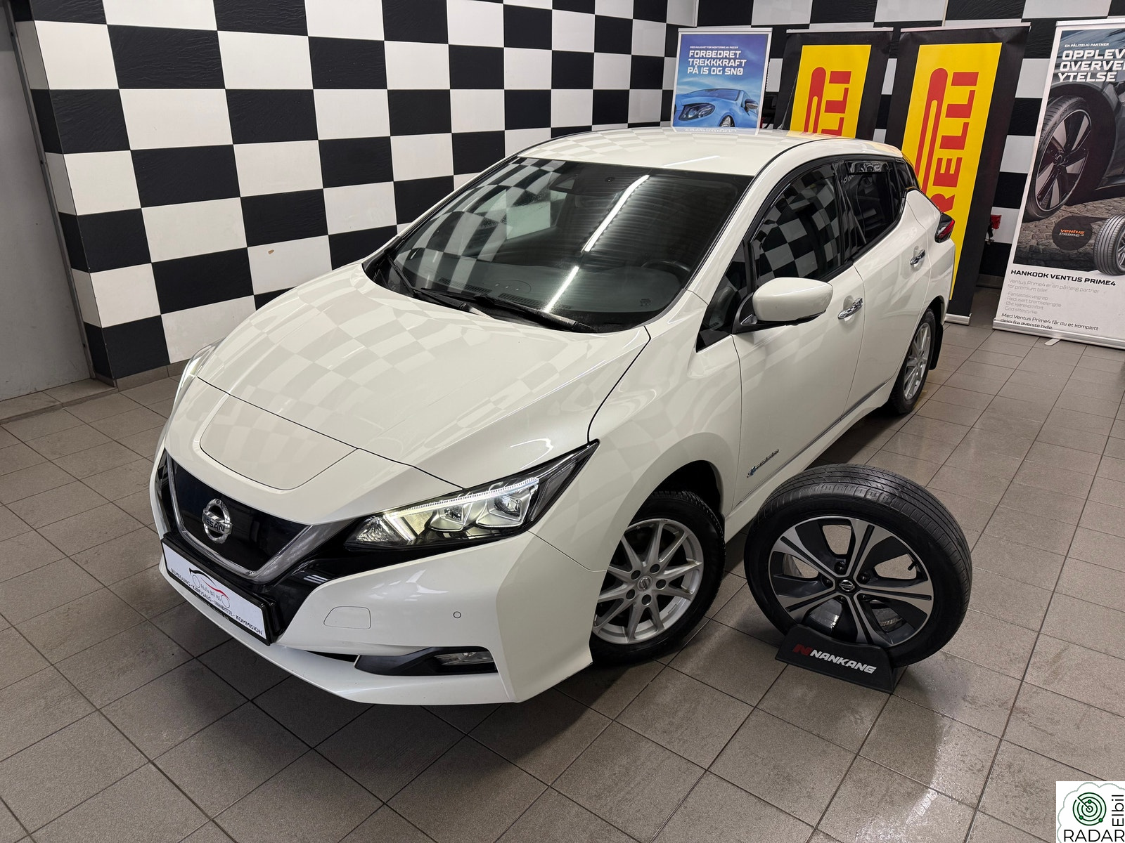 NISSAN LEAF 40kWh 40kWh*TEKNA*NORSK*BOSE*360 KAM*TOPP UTSTYRT*NY EU